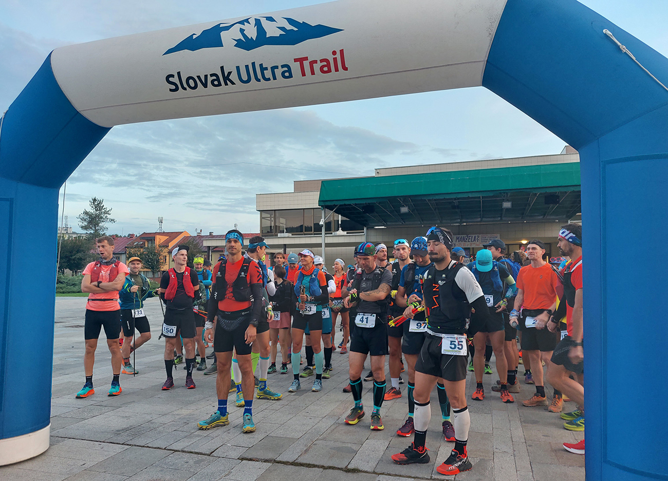 Rýchlo_fotím,_kým_sa_moc_nehýbu,_svetlo_je_slabé_pre_mobil.