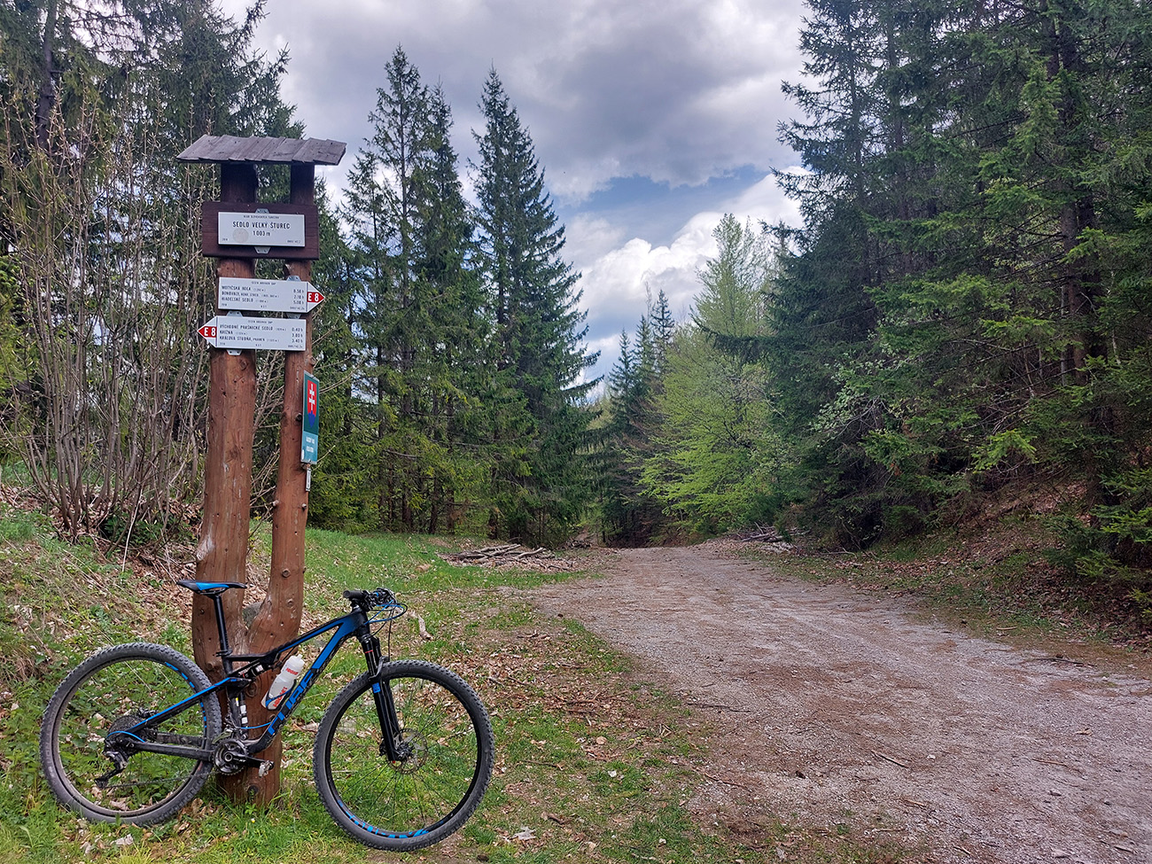 Aj Veľký Šturec vybavený. Aj_Veľký_Šturec_vybavený.